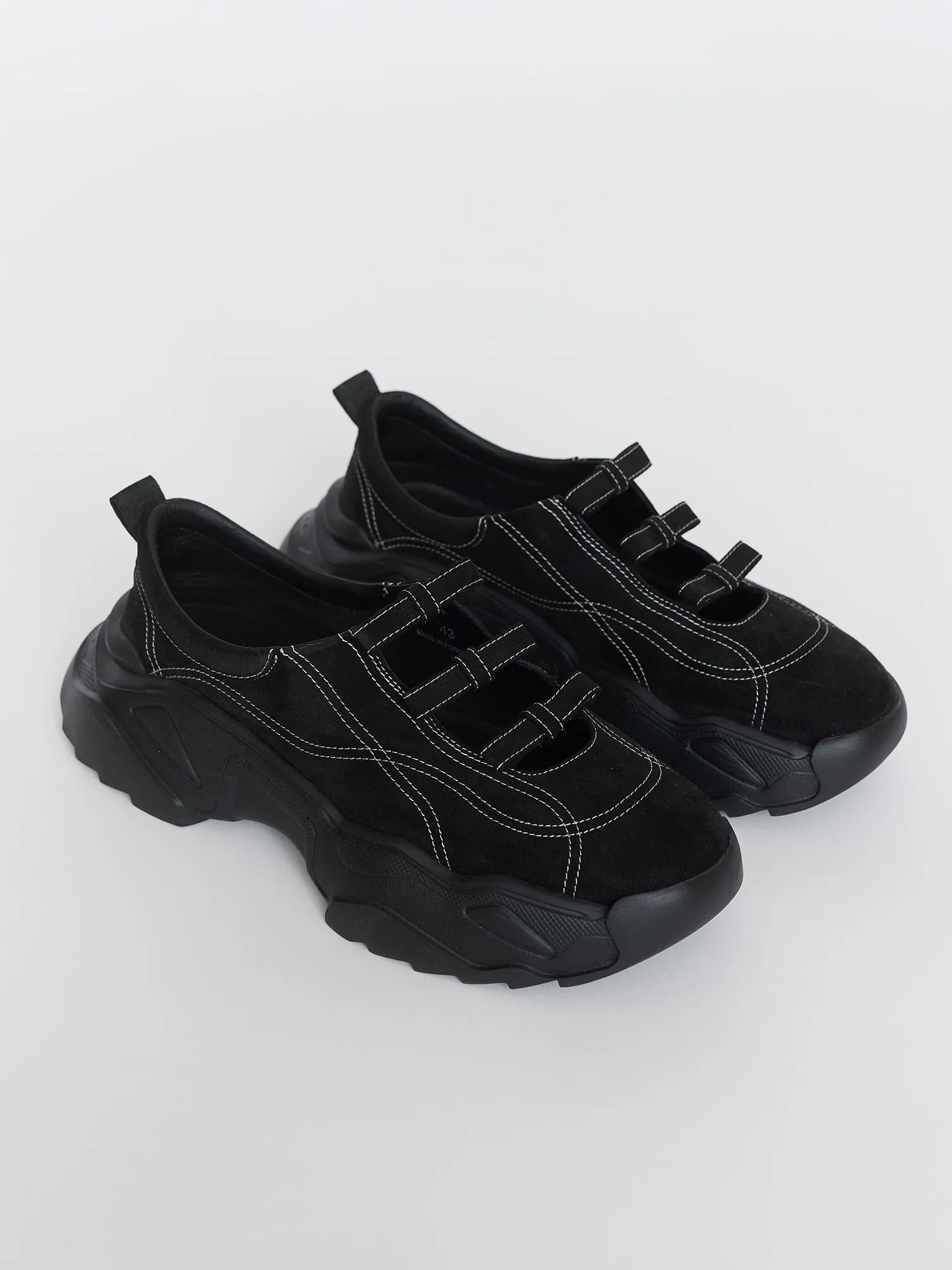 Black Everyday Shoe
