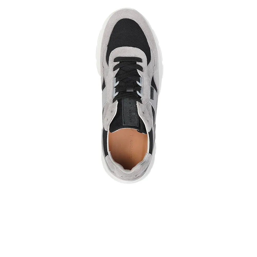 Classy everyday Sneakers