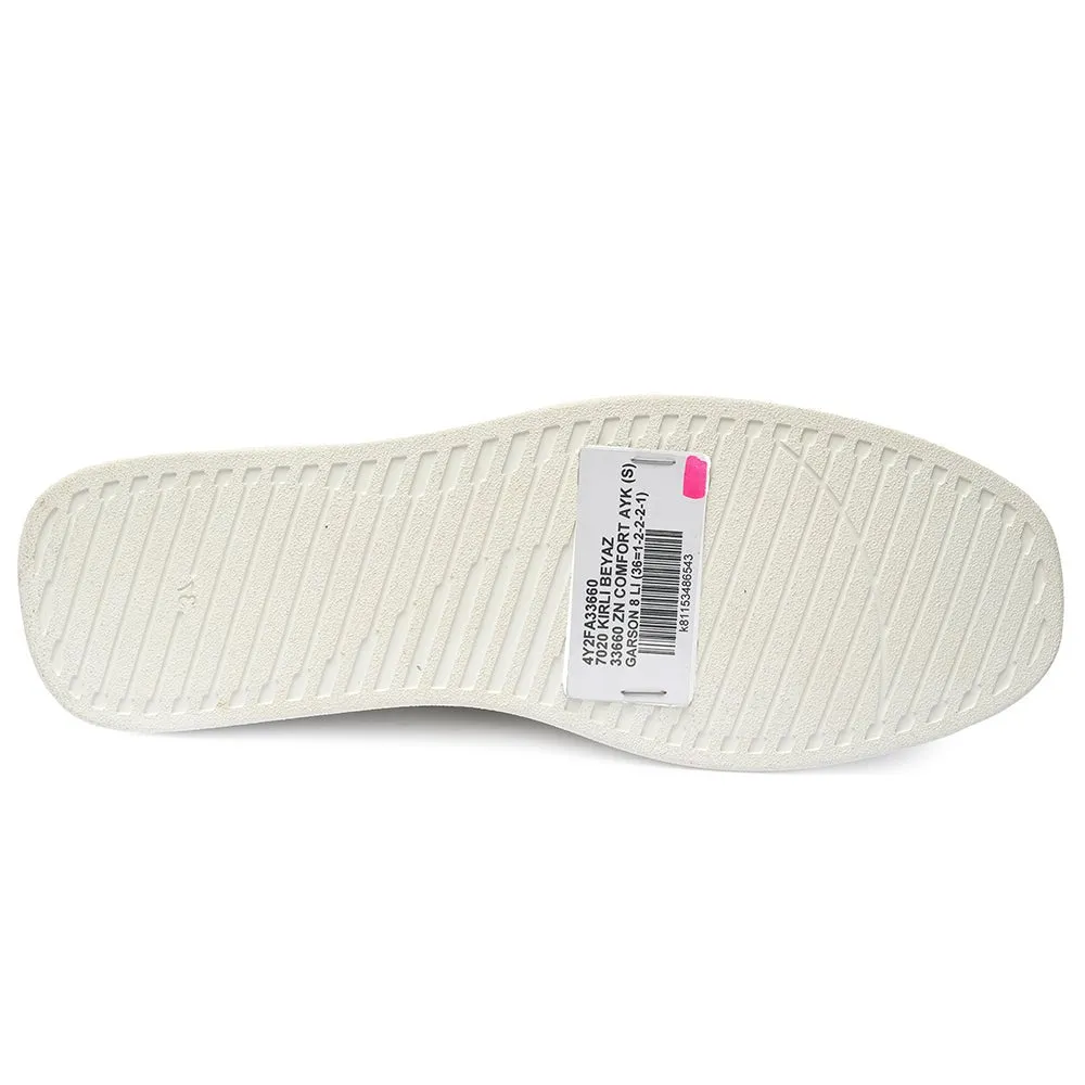 Greyder Women's Stiched Loafers In White