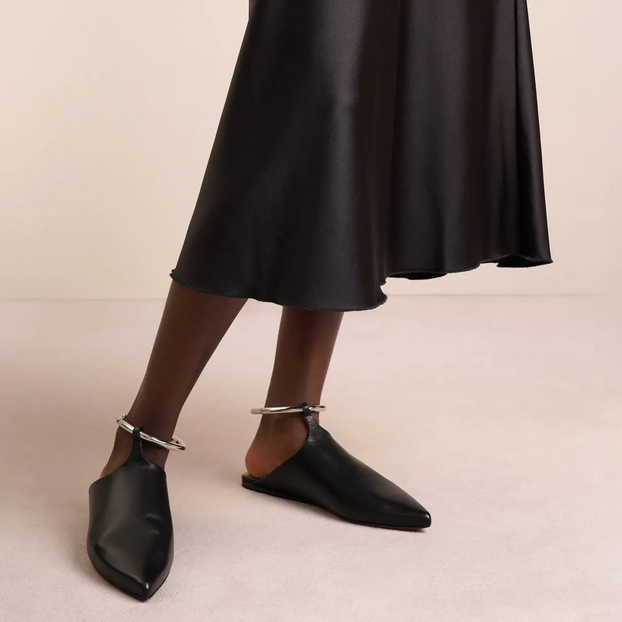 La Babouche leather mule flats