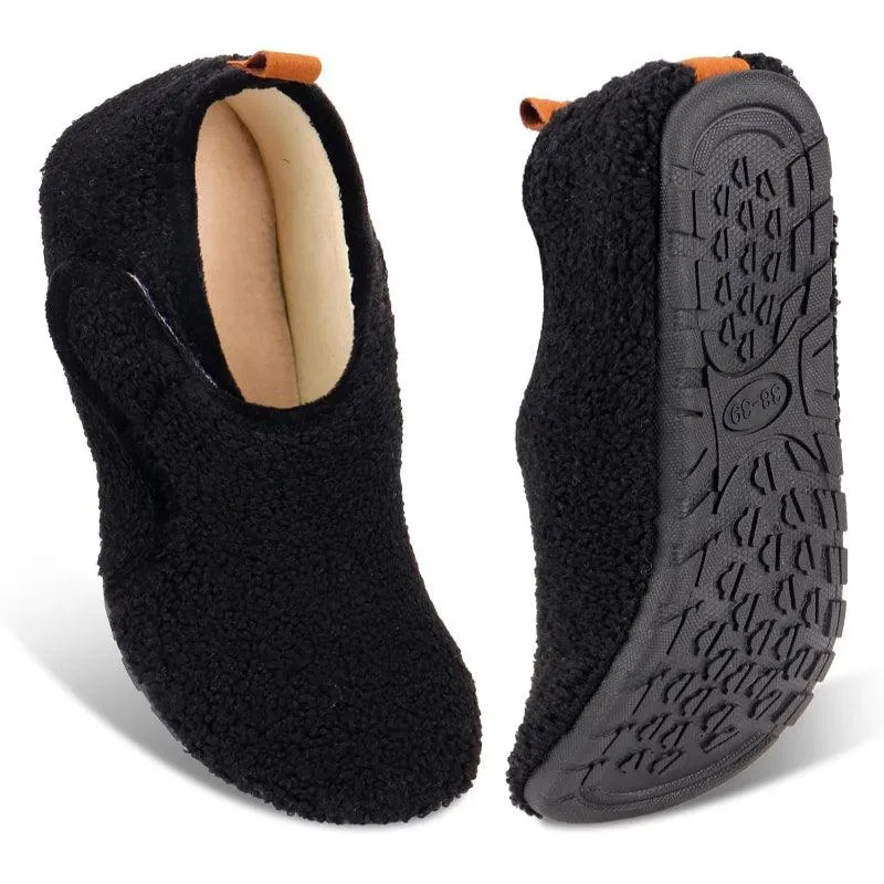Lightweight Fleece Lined Slippers – Cozy Comfort with Secure Traction