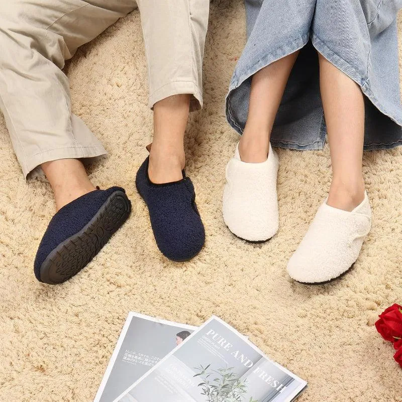 Lightweight Fleece Lined Slippers – Cozy Comfort with Secure Traction