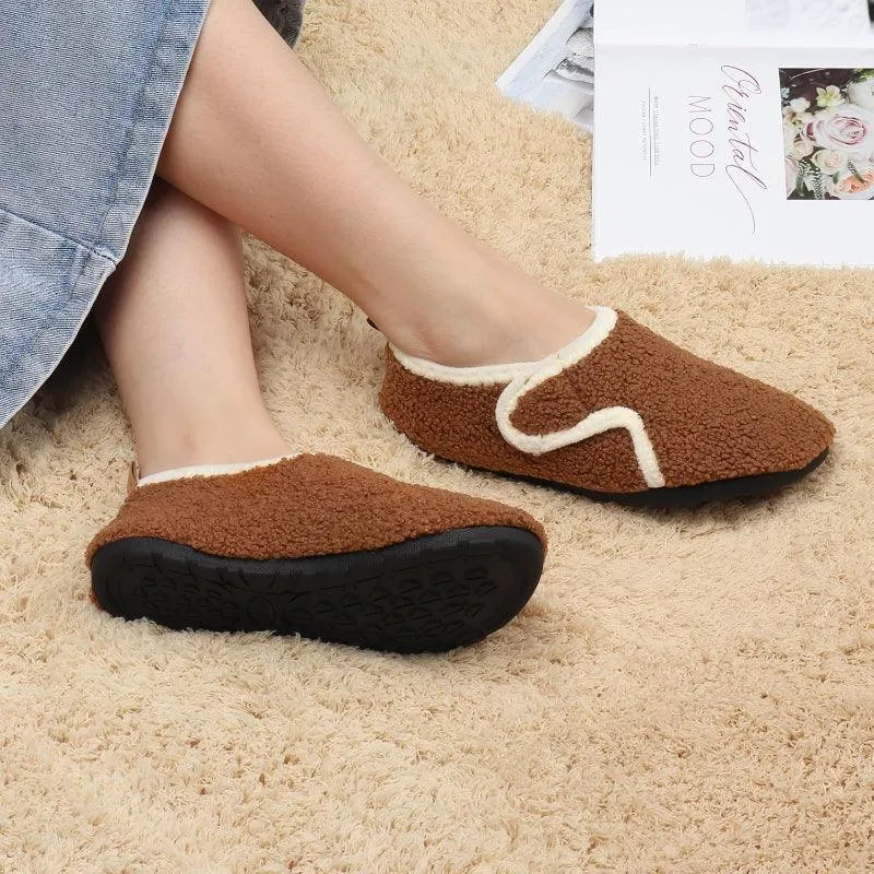 Lightweight Fleece Lined Slippers – Cozy Comfort with Secure Traction