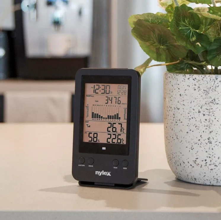 Nylex Digital Rain Gauge/Wireless Rain Collector Sensor/Weather & Temperature