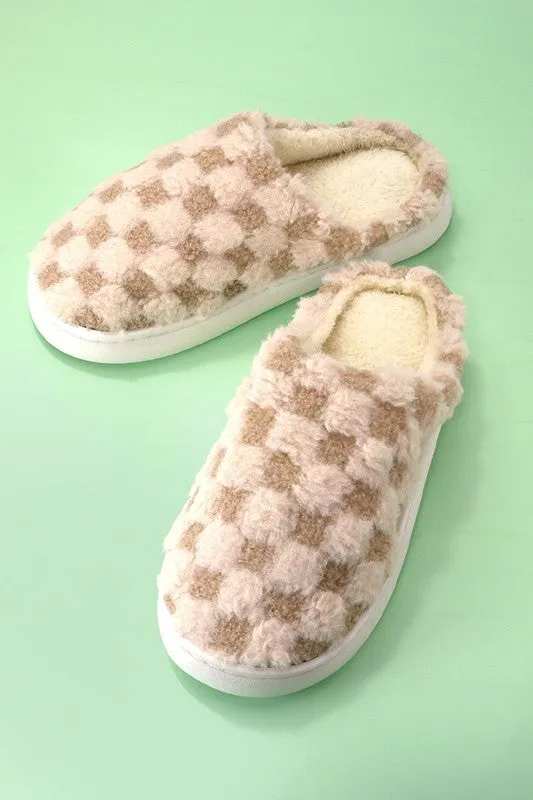 PLUSH CHECKER WARM COMFY COZY SLIPPERS