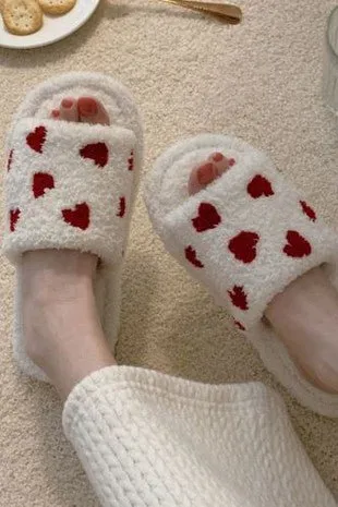 The Valentines Day Plush Slippers: Heart Slippers
